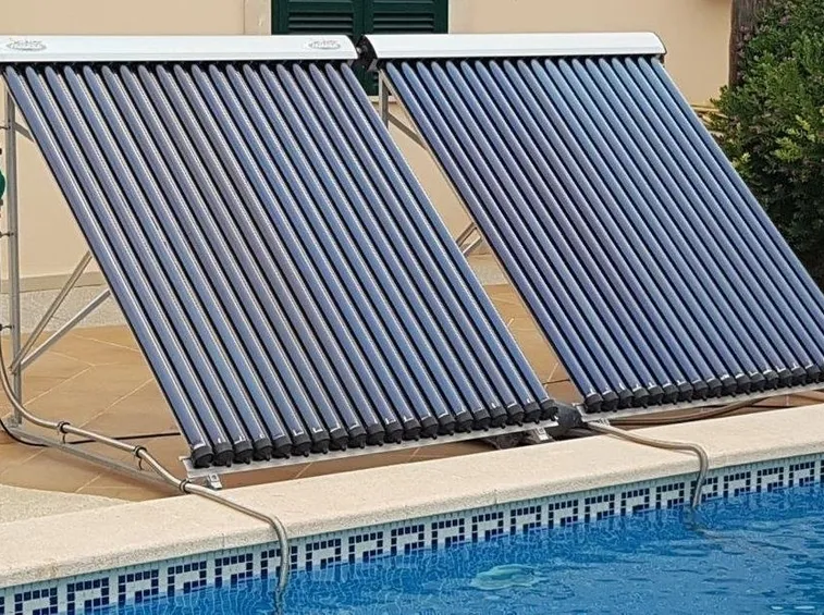 Collettori solari per riscaldare piscina
