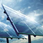 Grandi pannelli per sfruttare l'effetto fotovoltaico