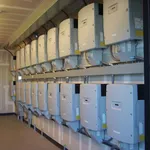 Serie di inverter di stringa