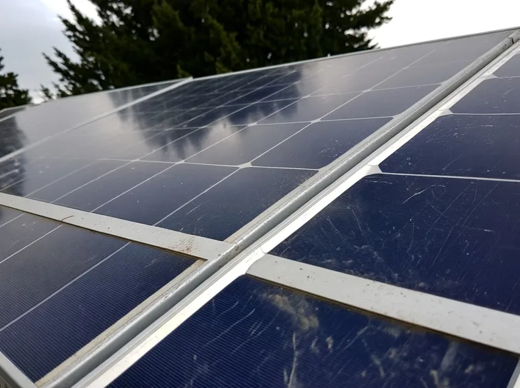 Esempio montaggio pannelli fotovoltaici