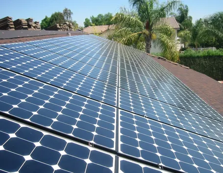 pannelli fotovoltaici su tetto