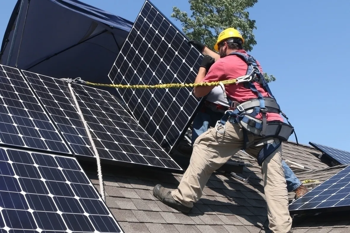 Montaggio fotovoltaico