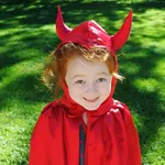 Bambina travestita diavoletta