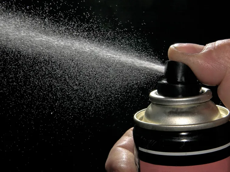 Nebulizzazione della vernice spray
