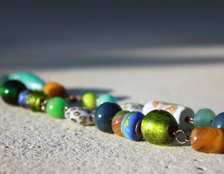 Collana con perline diverse