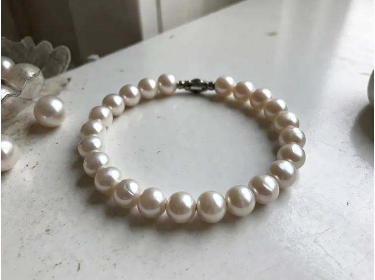 Bracciale elegante con perle