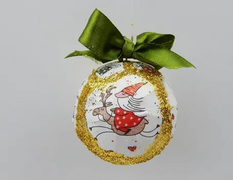 Pallina decorata con Babbo Natale