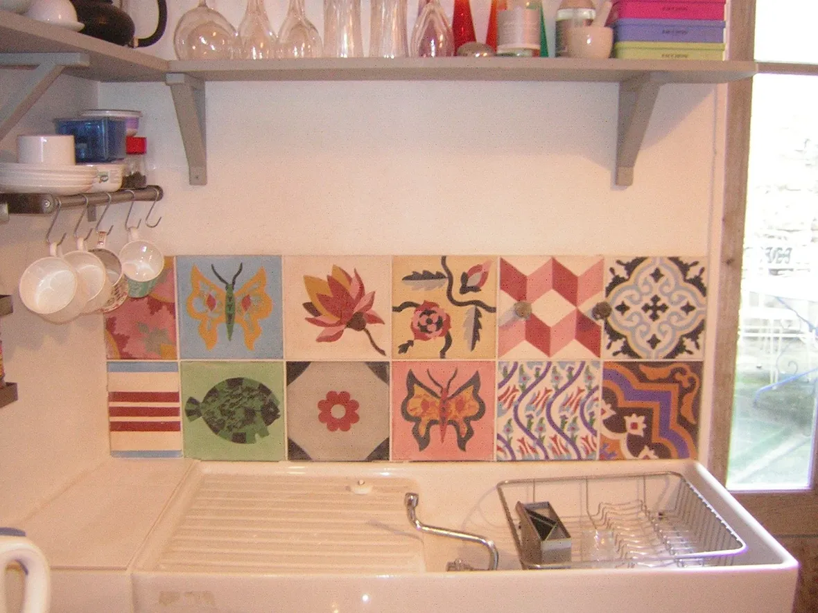Piastrelle decorate