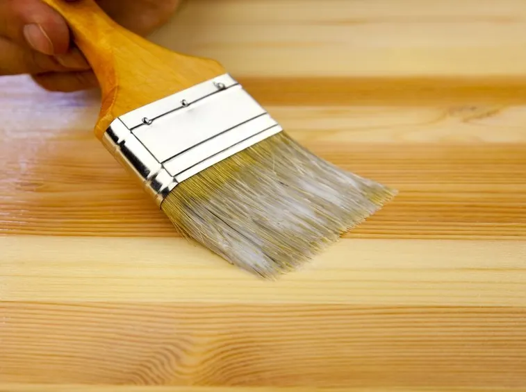 passare impregnante su legno