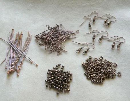 Materiale bigiotteria