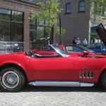 Auto d'epoca da lucidare