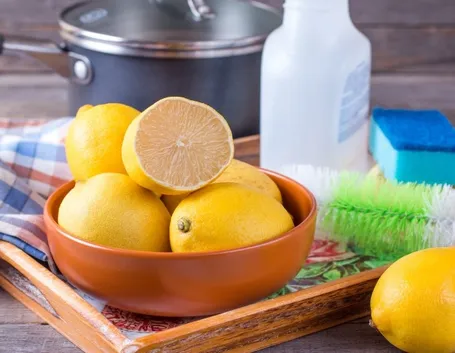 Limone alleato dei detersivi ecologici