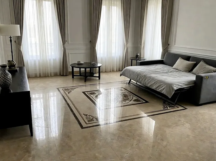 Salotto con pavimento in marmo