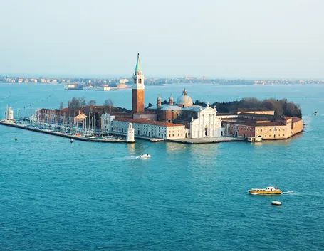 La bellissima isola di Murano, dove si produce l'omonimo vetro.