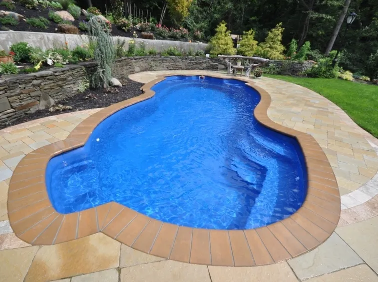 Piscina vetroresina