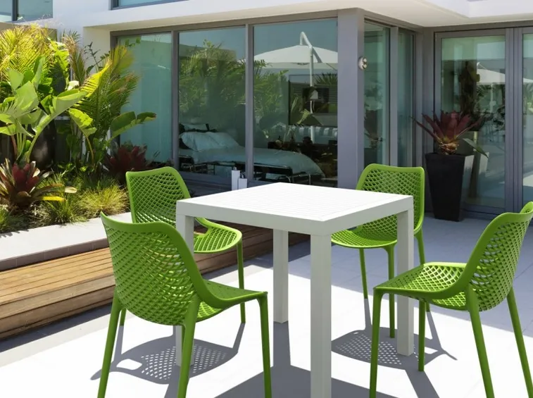 Arredamento per terrazze in stile moderno