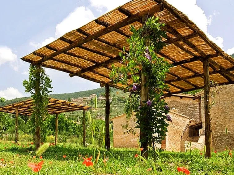 Semplice copertura da giardino