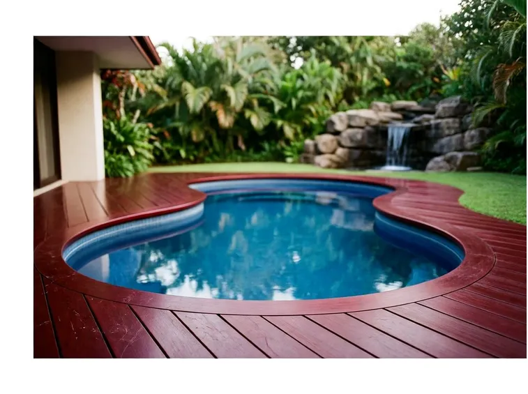 Esempio piscina in giardino