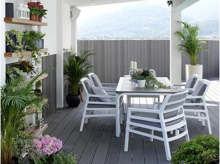 Tavolo giardino