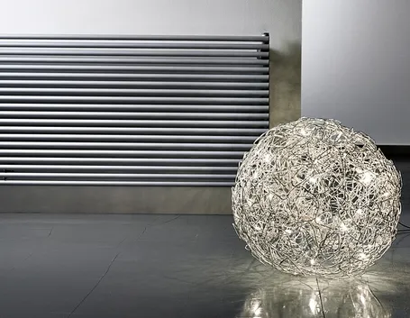 Un termosifone in acciaio
