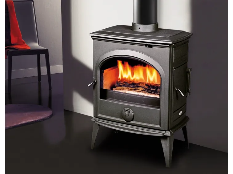 Stufa in ghisa dal design classico