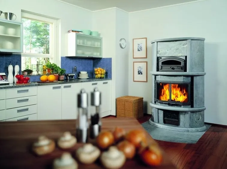 Stufa a pellet con forno
