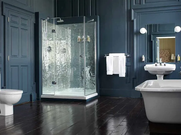 Bagno moderno lussuoso