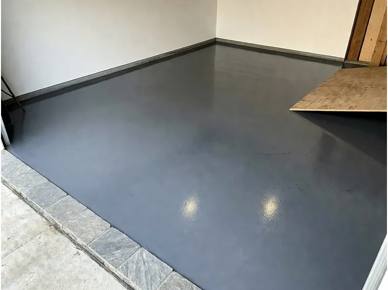 Rivestimento in resina per box