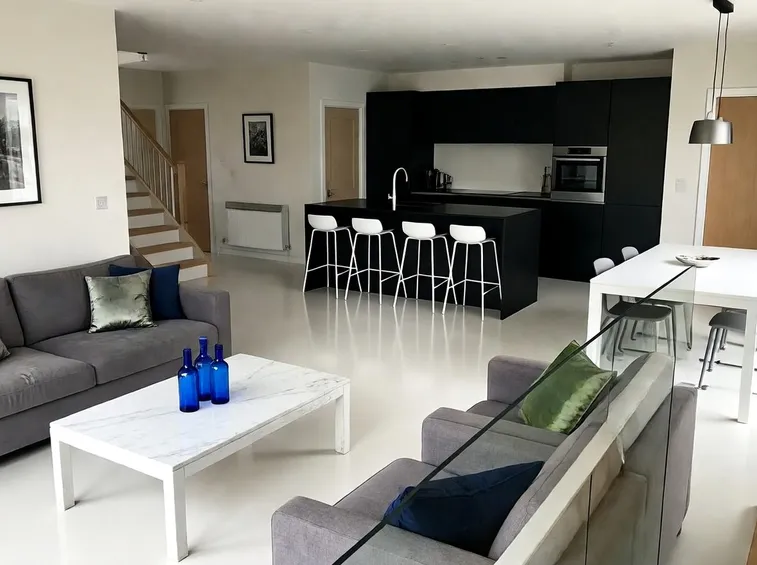 Sala e cucina insieme