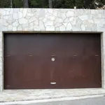 Porta basculante in metallo