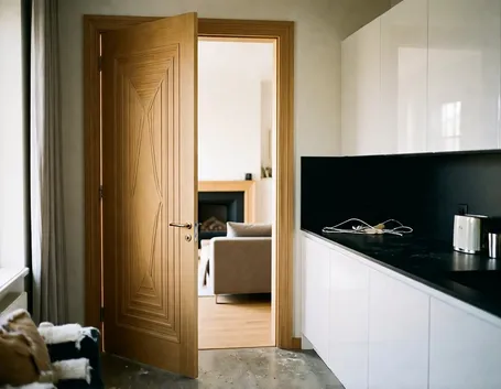 Design di un ambiente con porta.