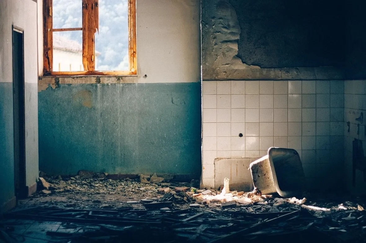 Bagno da ristrutturare