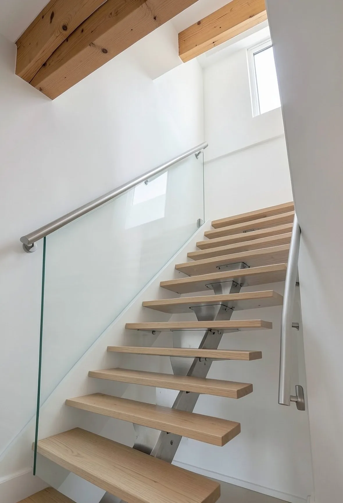 Scala in acciaio di design