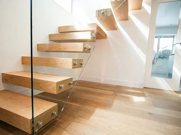 scalini in legno per scala moderna