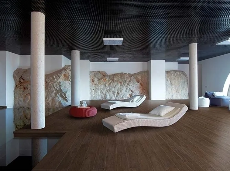 Esempio di gres porcellanato effetto legno