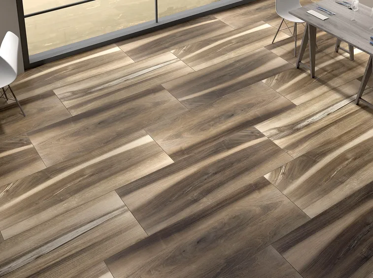Piastrelle effetto legno