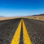 Strada in asfalto