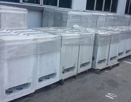 Serie di pozzetti in cemento