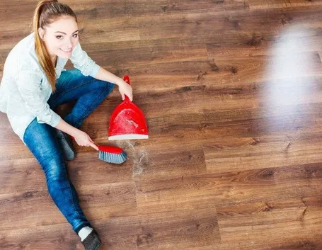 Spazzare parquet