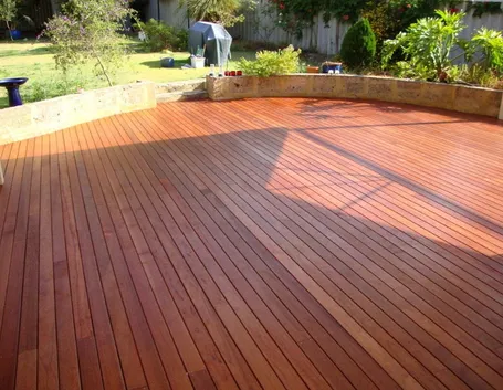 Pavimento in legno per esterni