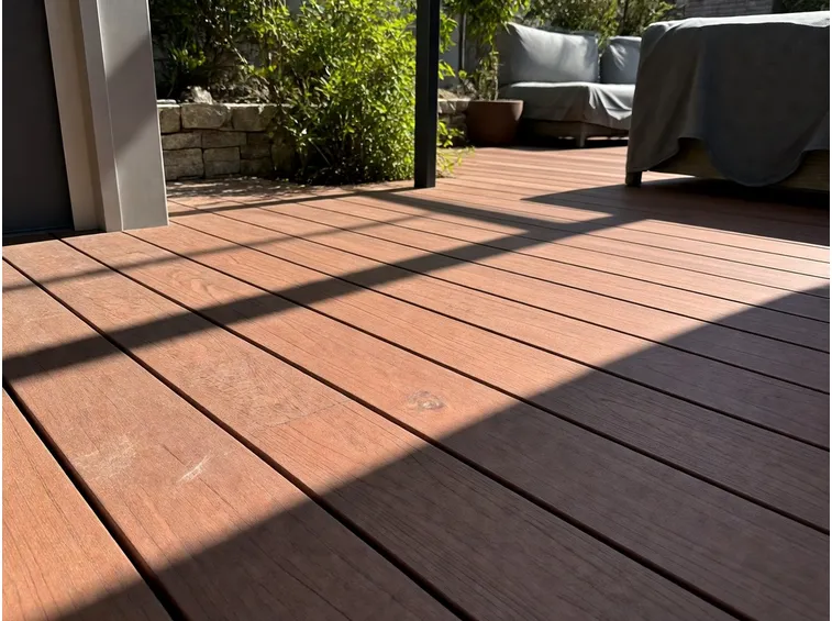 Pavimento in legno per esterni