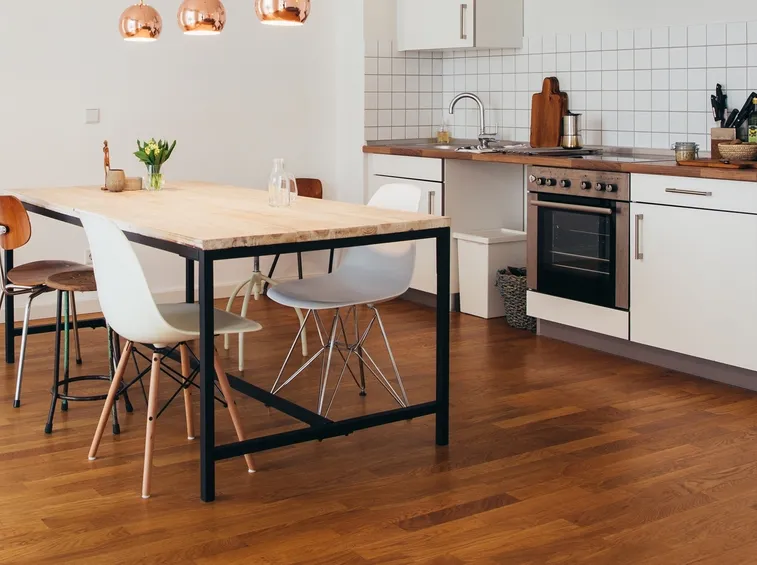 Pavimento cucina in legno