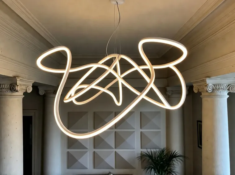Lampadario led creativo