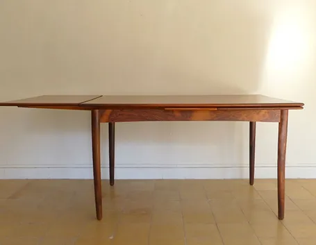 Tavolo in legno estensibile