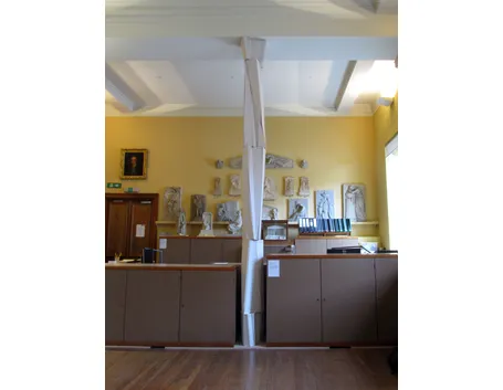 Esempio di colonne in cartongesso