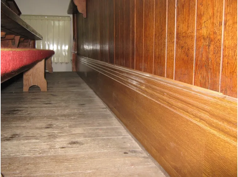 Zoccolino legno