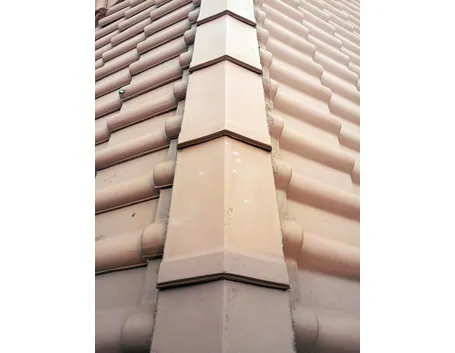 Linea di colmo tetto