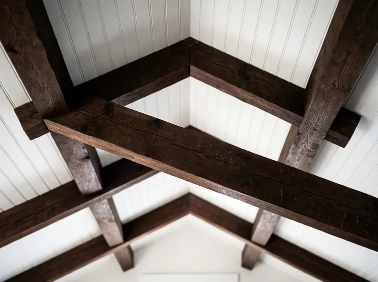 Travi di legno massiccio