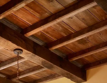 Tetto piano travi legno