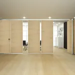Parete divisoria in legno scorrevole